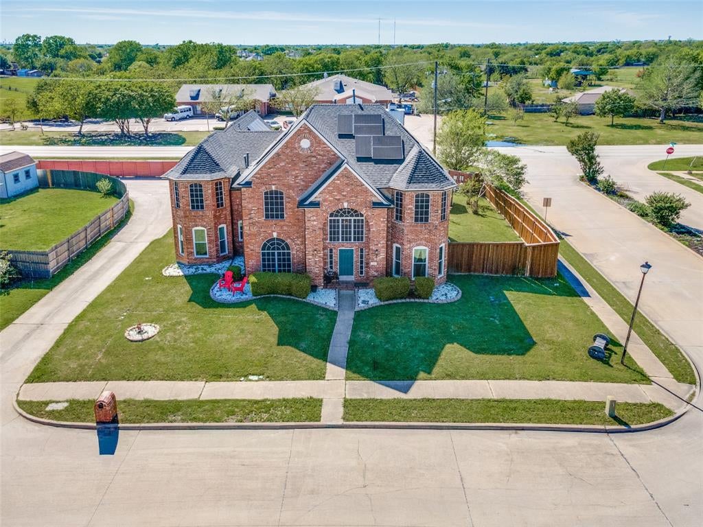 7517 Silverthorn Dr, Rowlett, TX 75089