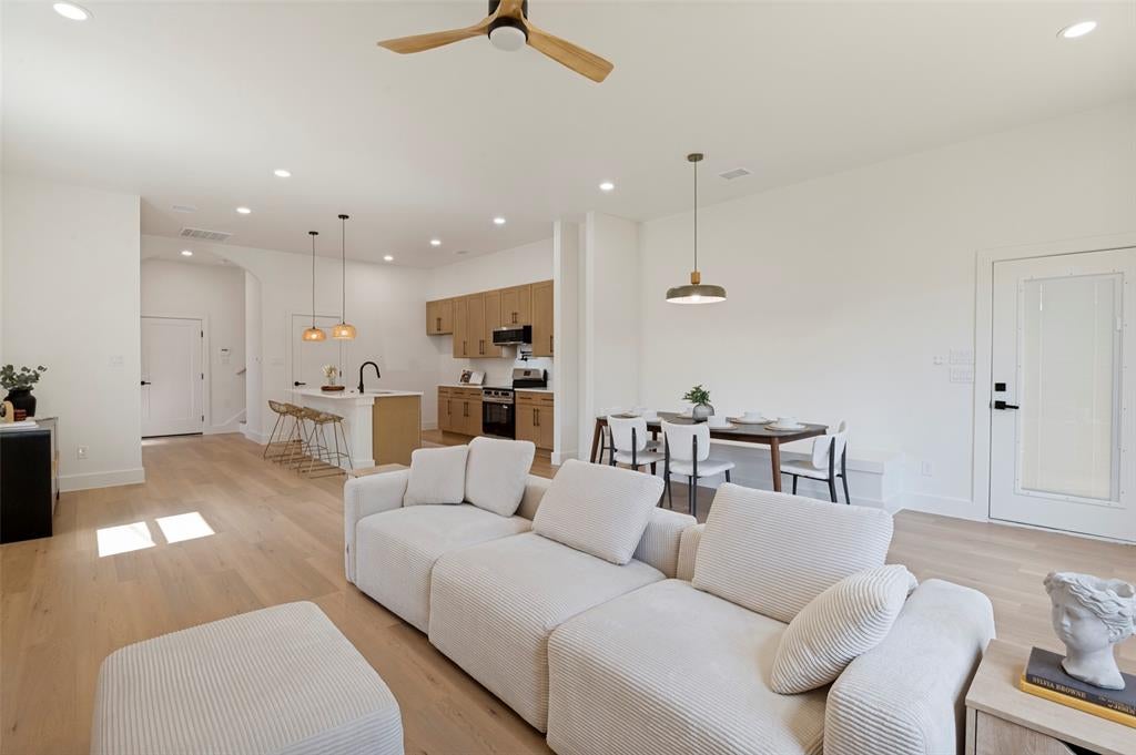 524 Tama St, Dallas, TX 75203 photo