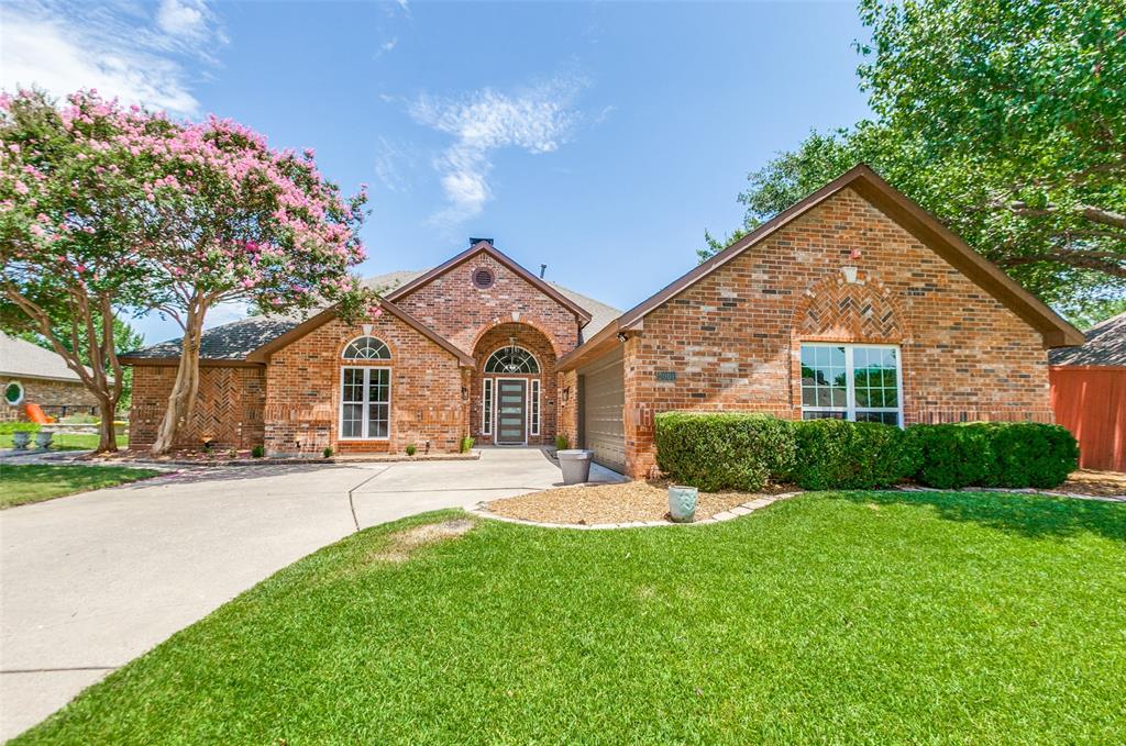 3001 Oak Spring Dr, Garland, TX 75044 photo