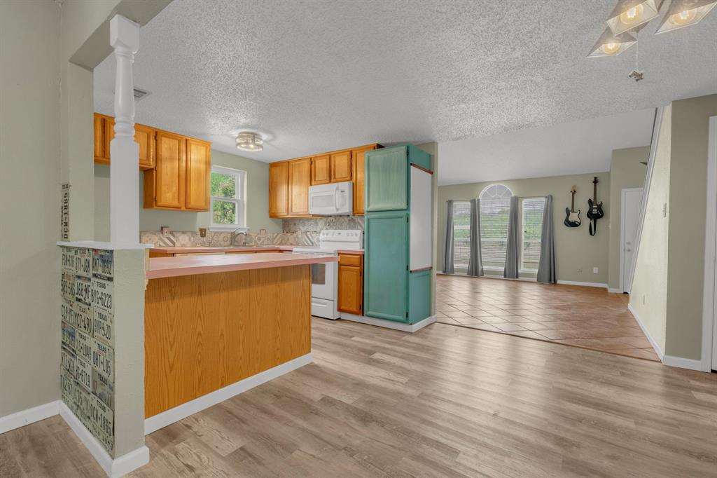7029 County Road 526, Mansfield, TX 76063 photo