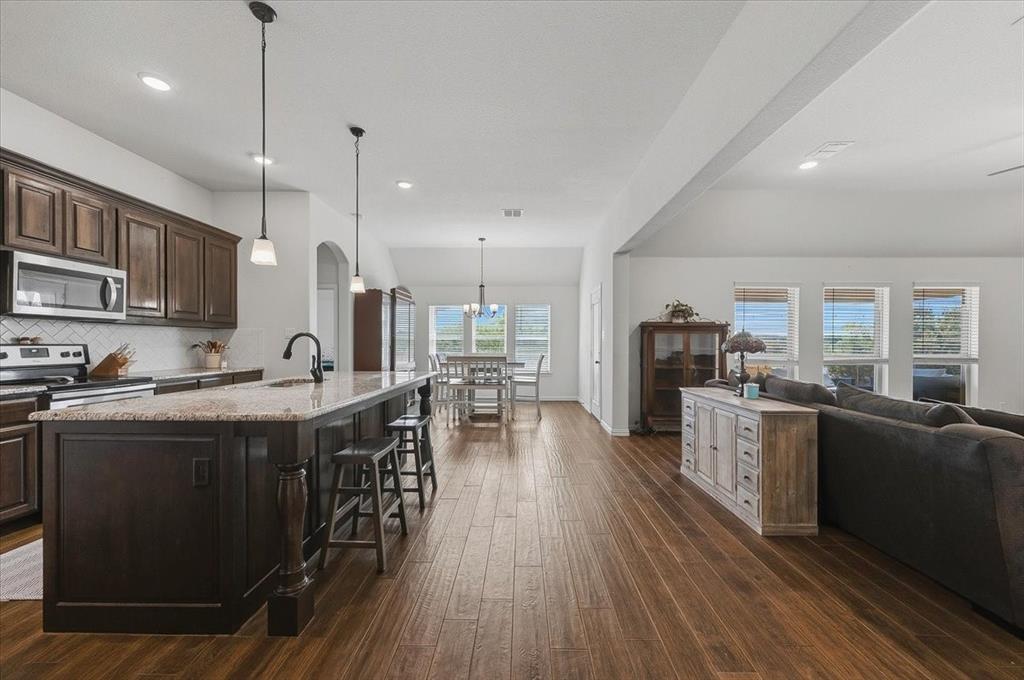 122 Post Oak Way, Weatherford, TX 76087 photo