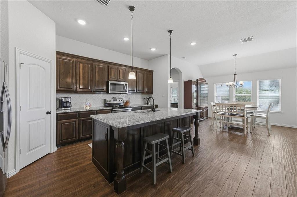 122 Post Oak Way, Weatherford, TX 76087 photo