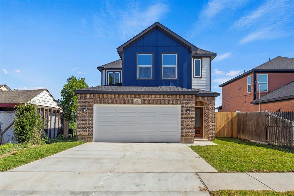 1517 Avenue D, Fort Worth, TX 76104