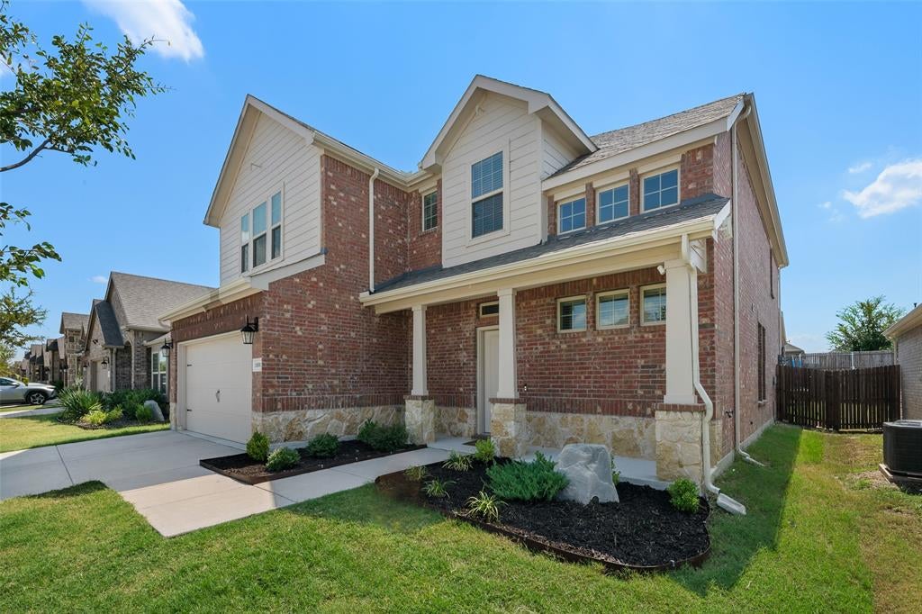 11000 Canyon Mine Dr, Aubrey, TX 76227