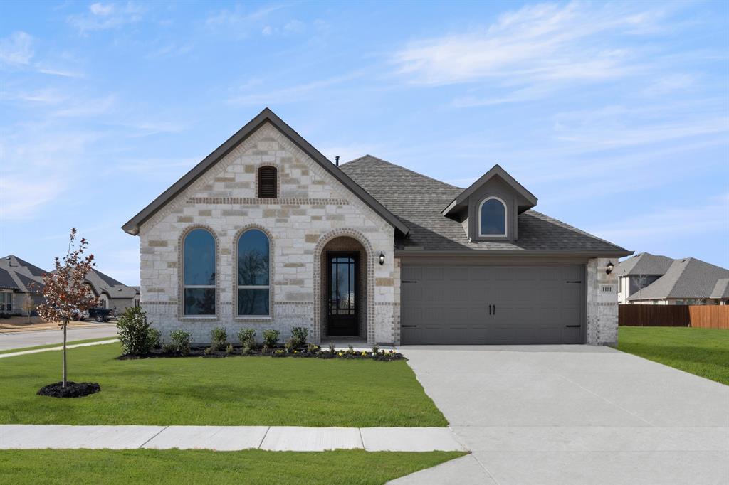 1101 Foxtail Dr, Justin, TX 76247
