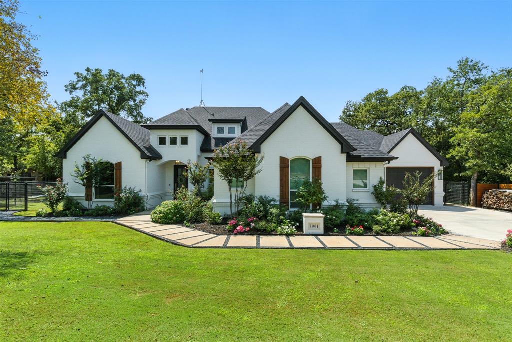 1001 Trinity Oaks Rd, Weatherford, TX 76087