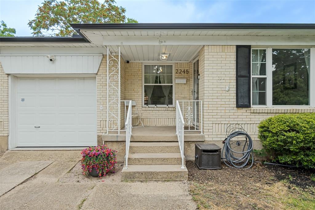 2245 San Medina Ave, Dallas, TX 75228 photo