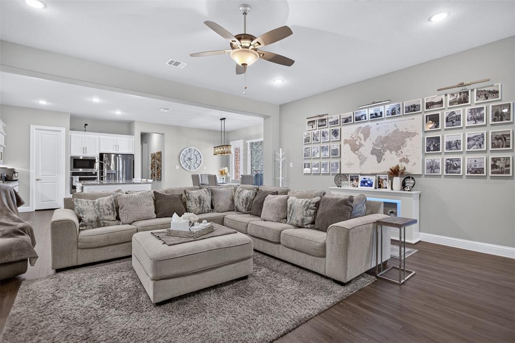 5620 Traveller Dr, North Richland Hills, TX 76180 photo