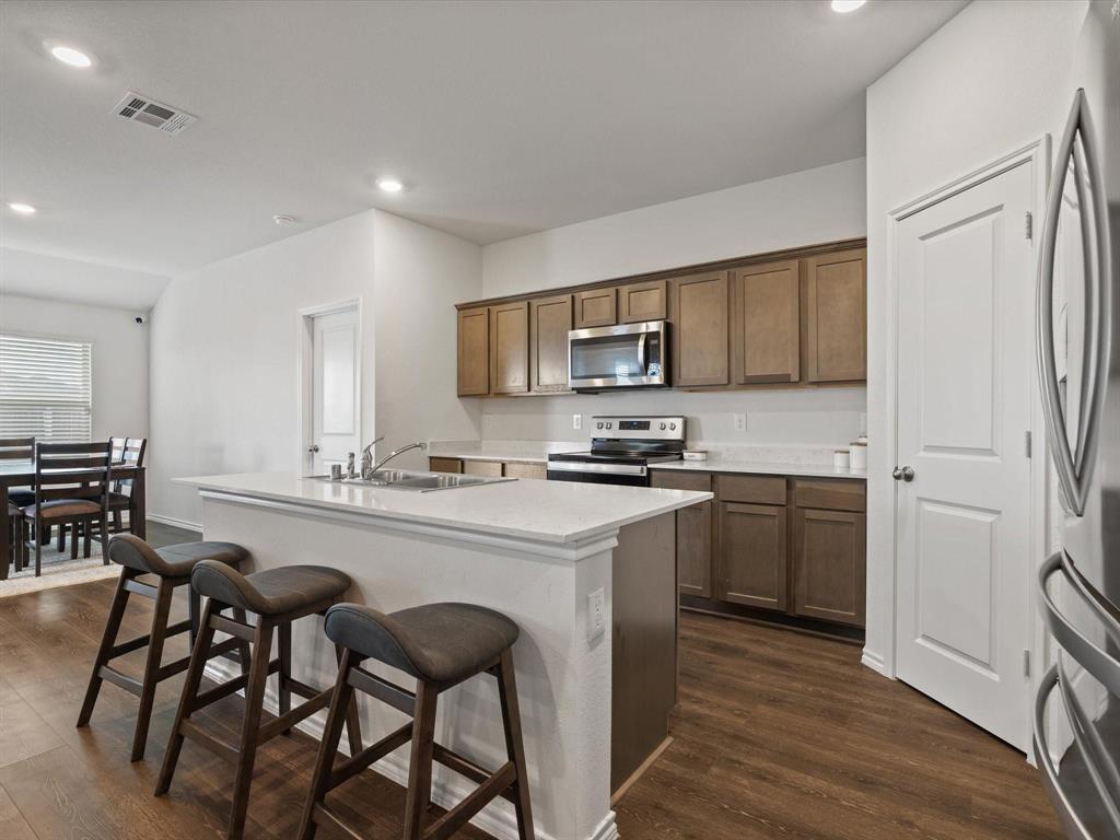 808 Watermill Rd, Royse City, TX 75189 photo