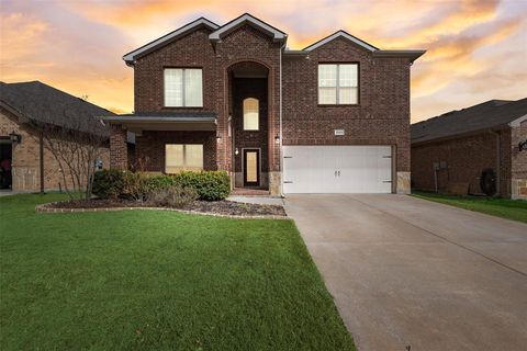 Single Family Residence in Denton TX 3324 Tamarack Lane.jpg