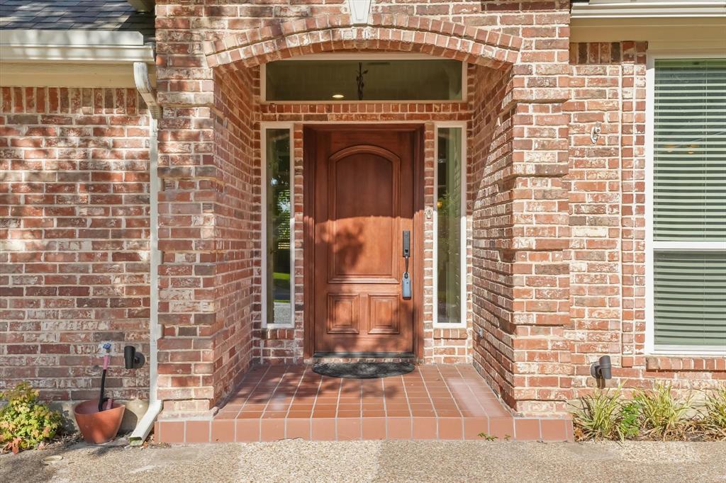 2817 Naples Dr, Hurst, TX 76054 photo
