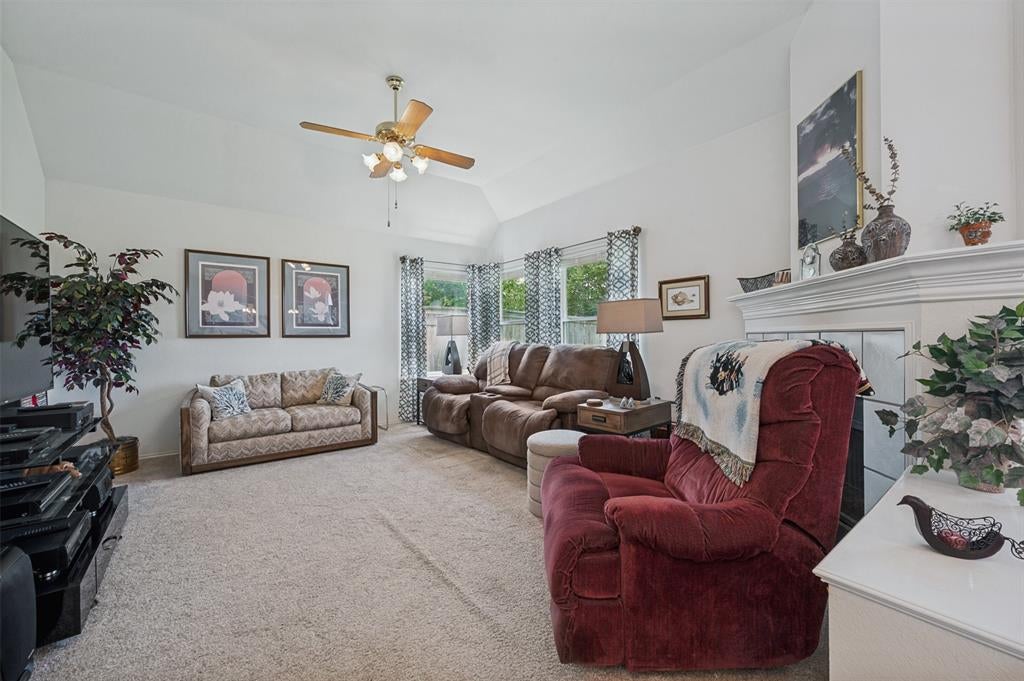 10009 White Ln, Irving, TX 75063 photo