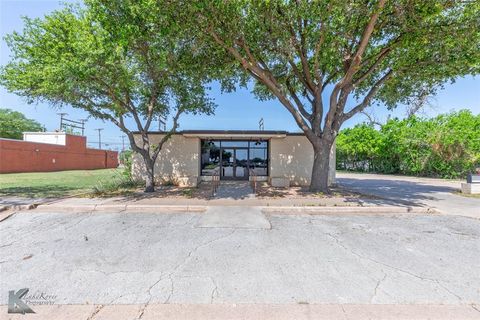 Office in Abilene TX 718 Cedar Street.jpg