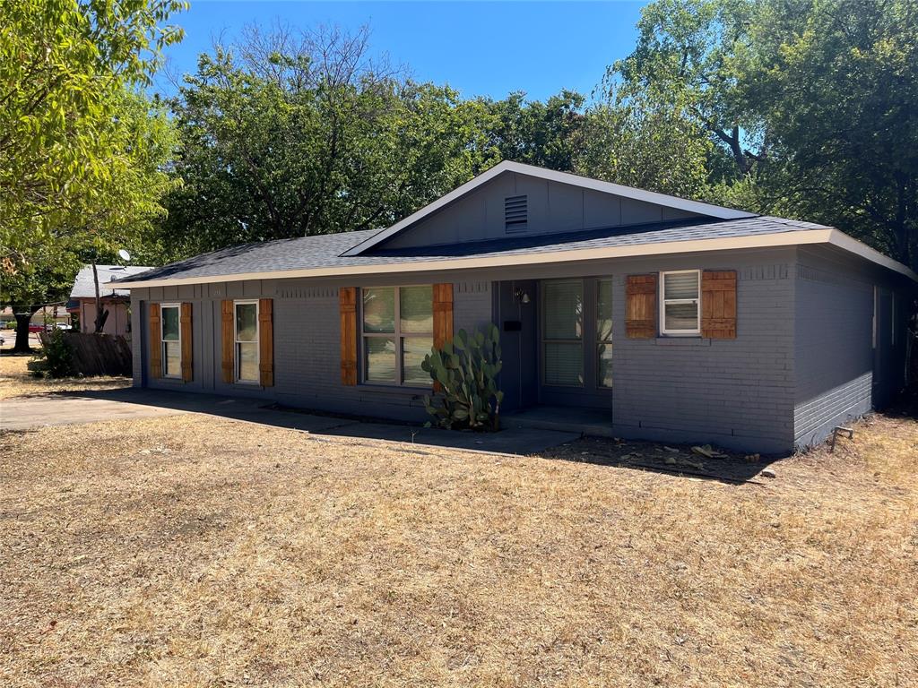 238 Glencairn Dr, Dallas, TX 75232