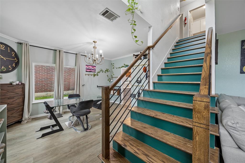 1407 Ranchview Ct, Carrollton, TX 75007 photo