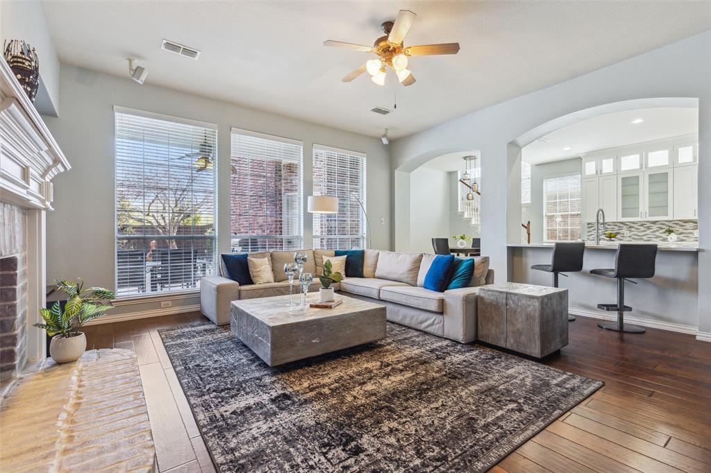9740 Plains Cir, Frisco, TX 75033