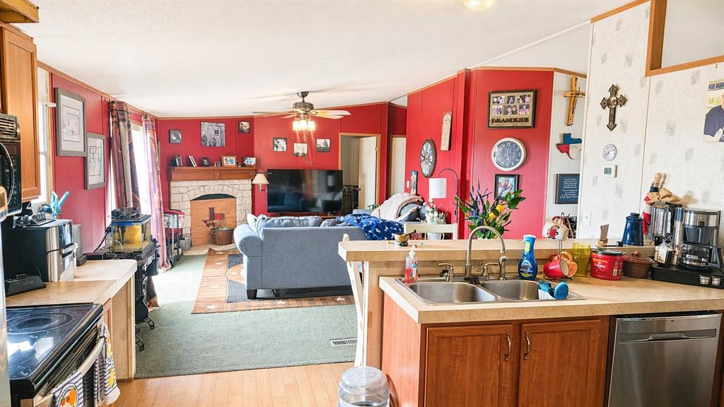 9217 Montana St, Joshua, TX 76058 photo
