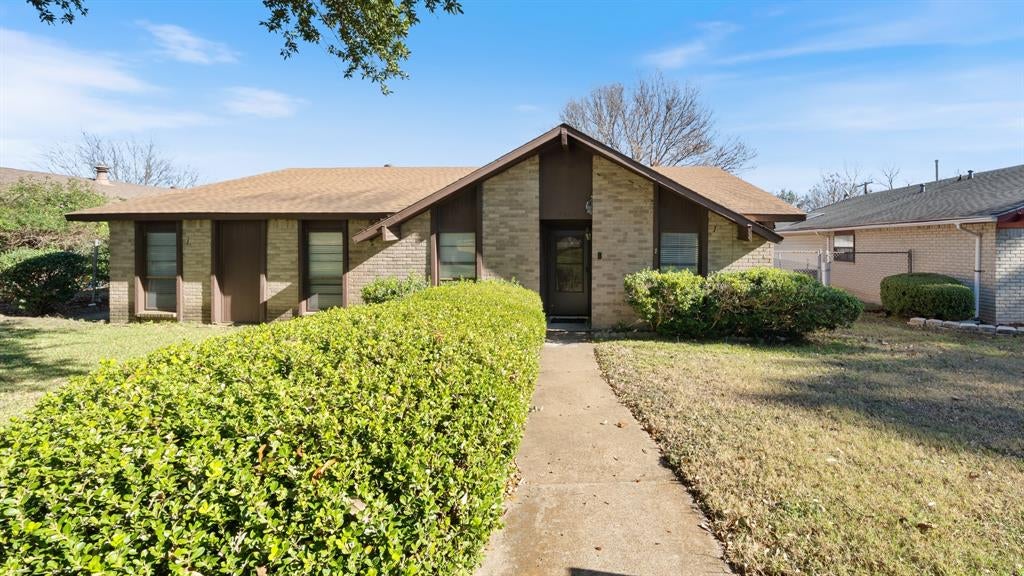 7020 Nandina Dr, Dallas, TX 75241