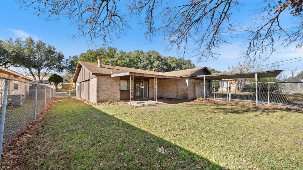 7020 Nandina Dr, Dallas, TX 75241 photo