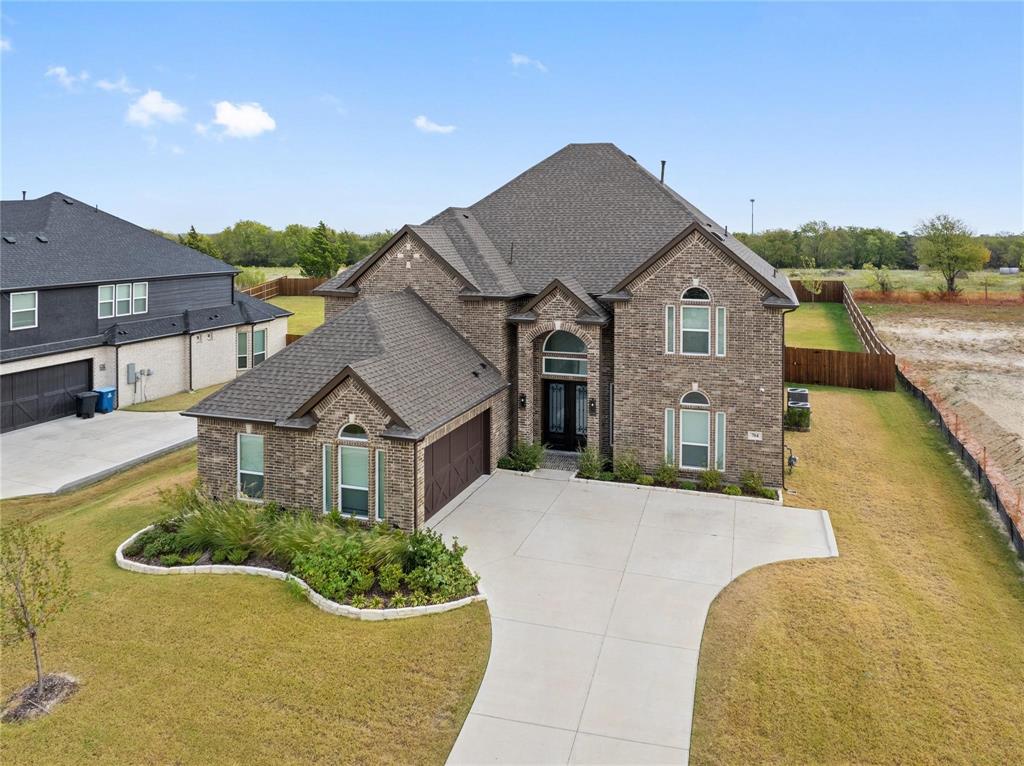 704 S Hidden Lake Dr, Desoto, TX 75115 photo
