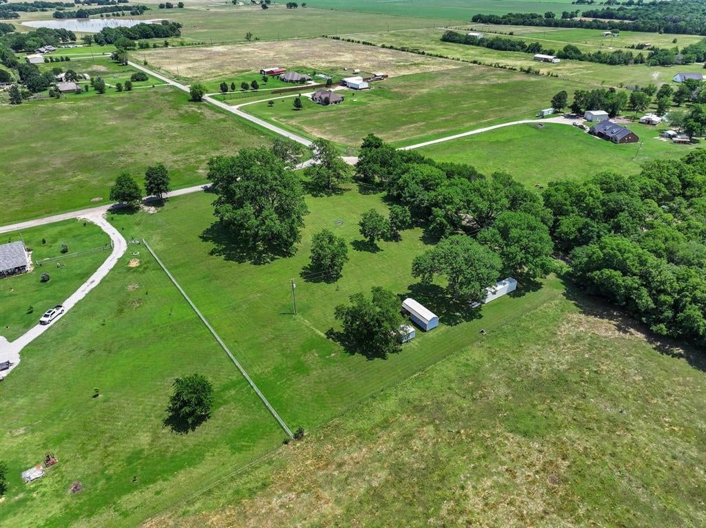 652 County Road 2850, Honey Grove, TX 75446