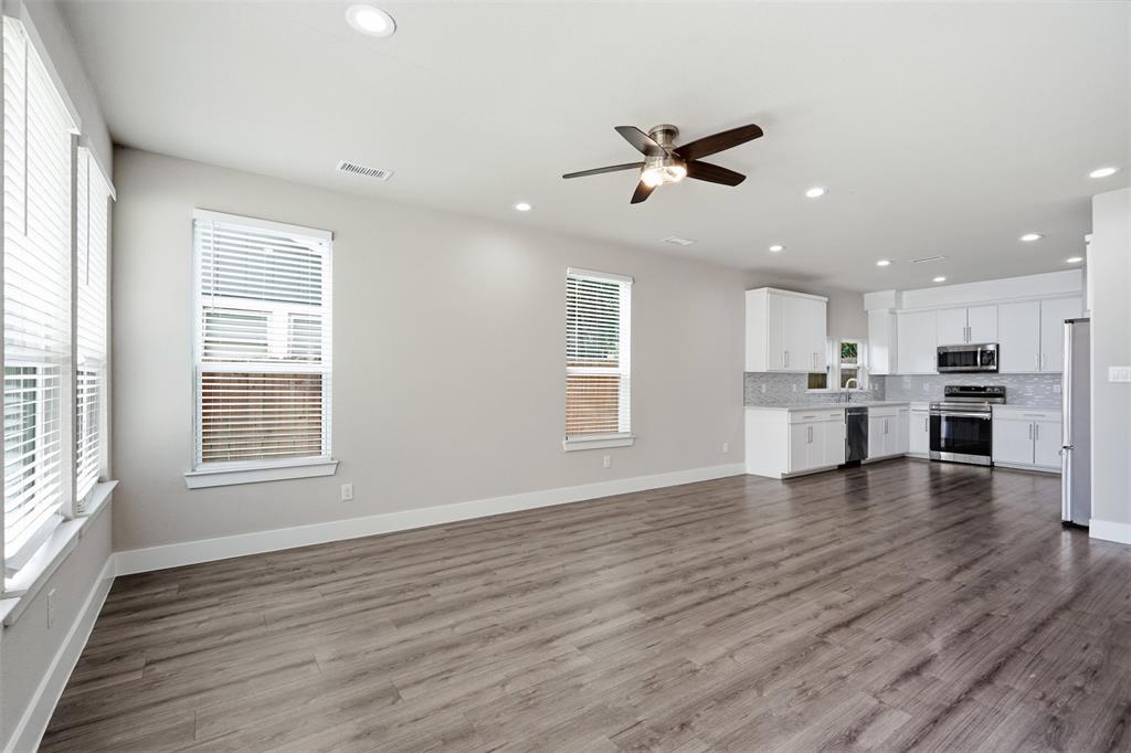 2732 Livingston Ave, Fort Worth, TX 76110 photo