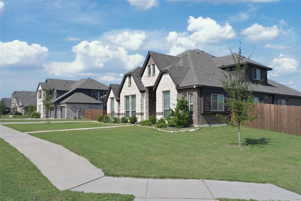 12600 Eagles Blf, Godley, TX 76044 photo