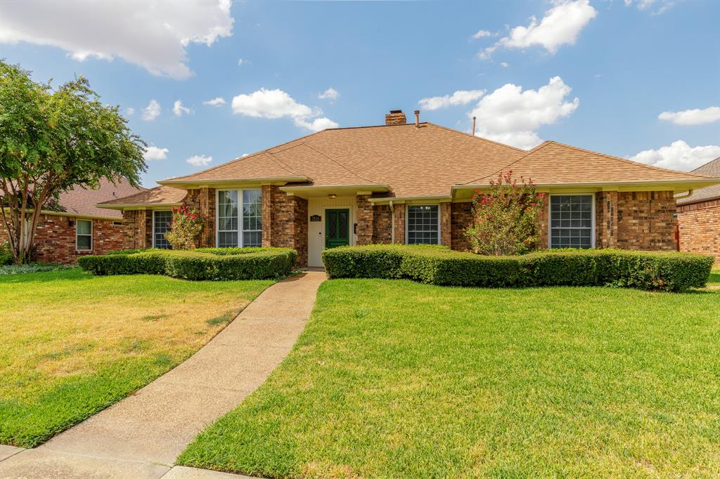 2526 Willowdale Dr, Carrollton, TX 75006