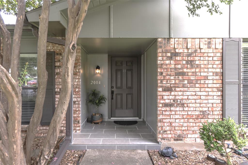 2004 White Ash Rd, Carrollton, TX 75007 photo