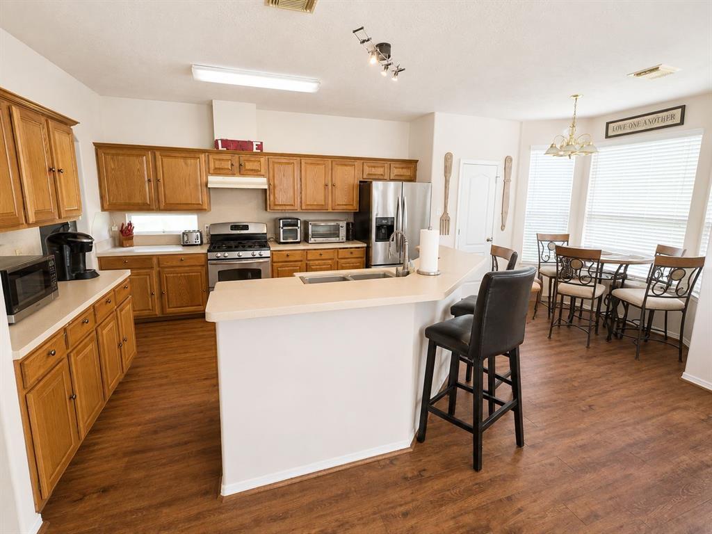 32822 Westwood Square East Dr, Magnolia, TX 77354 photo