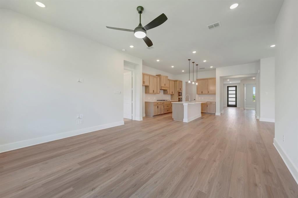 7200 Ladybug Ln, Little Elm, TX 76227 photo