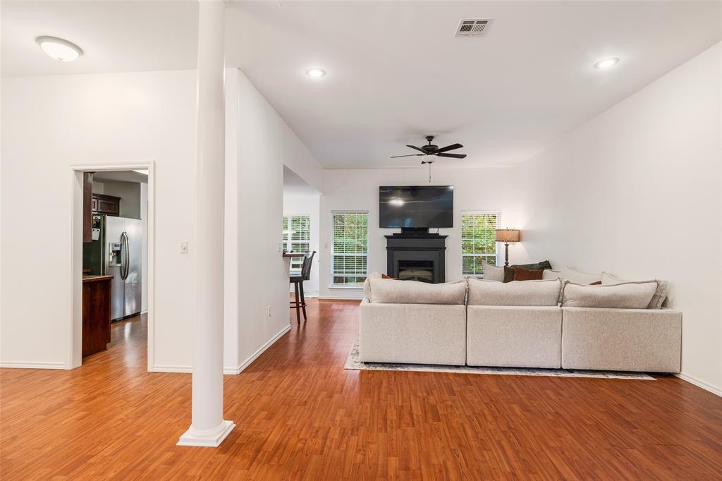 139 Parc Ouest Dr, Paris, TX 75460 photo