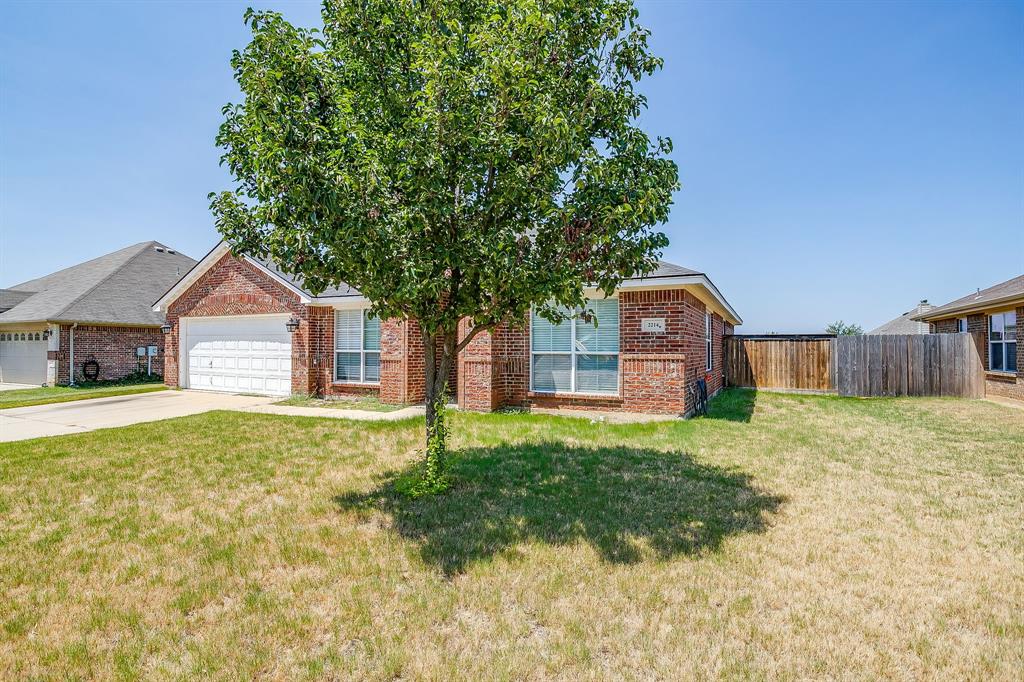 2214 Taylor Dr, Weatherford, TX 76087 photo