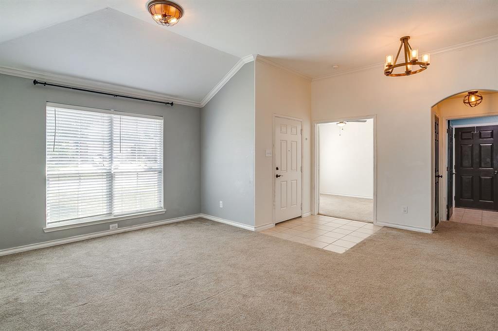 2214 Taylor Dr, Weatherford, TX 76087 photo