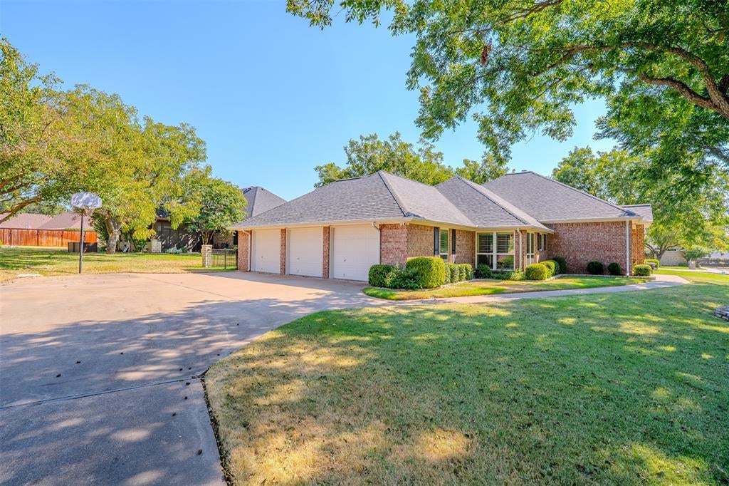 8931 Brierfield Rd, Granbury, TX 76049 photo