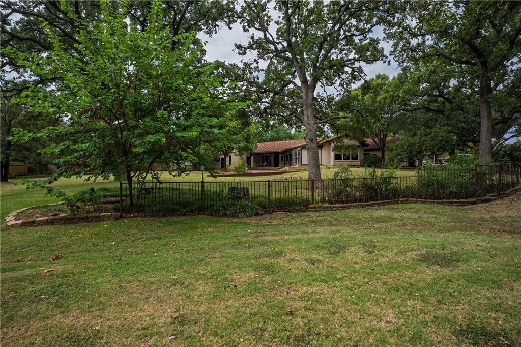 103 Red Oak Ln, Flower Mound, TX 75028 photo