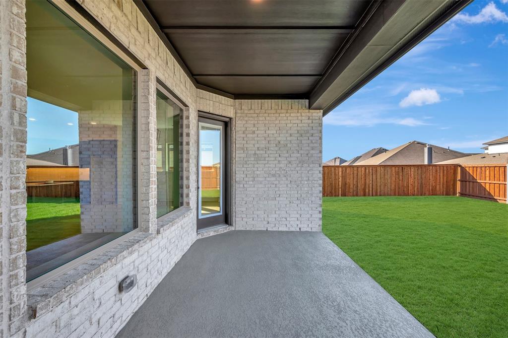 721 Shinnery Oak Way, Waxahachie, TX 75165 photo