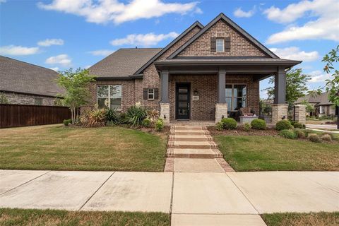 Single Family Residence in Arlington TX 4801 Park View Place.jpg