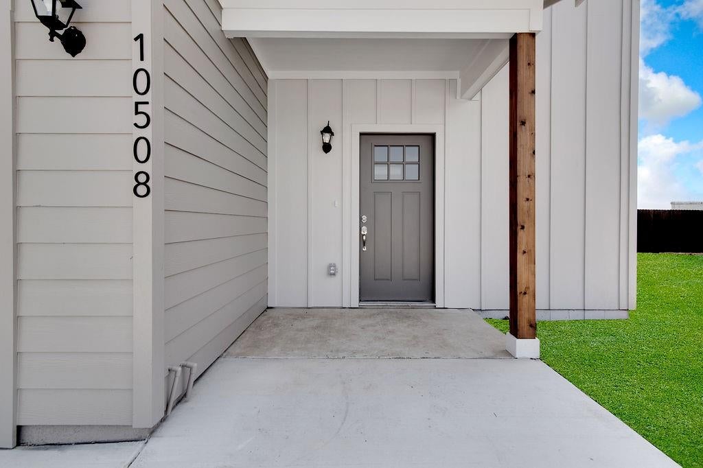 10508 Ruffin Dr, Fort Worth, TX 76131 photo