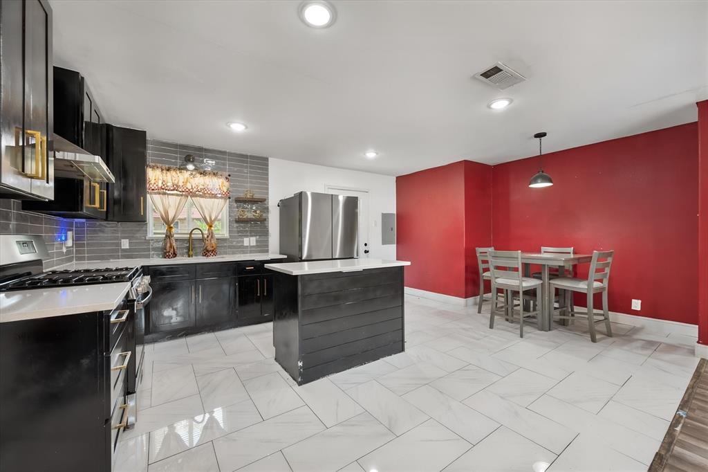 2611 Hardy Pl, Arlington, TX 76010