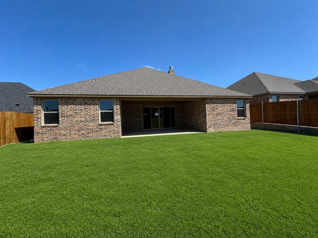 2005 Belle Lagos Ln, Cleburne, TX 76033 photo