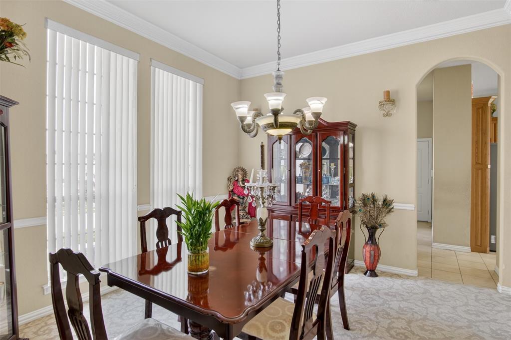 2416 Park Run Dr, Arlington, TX 76016 photo