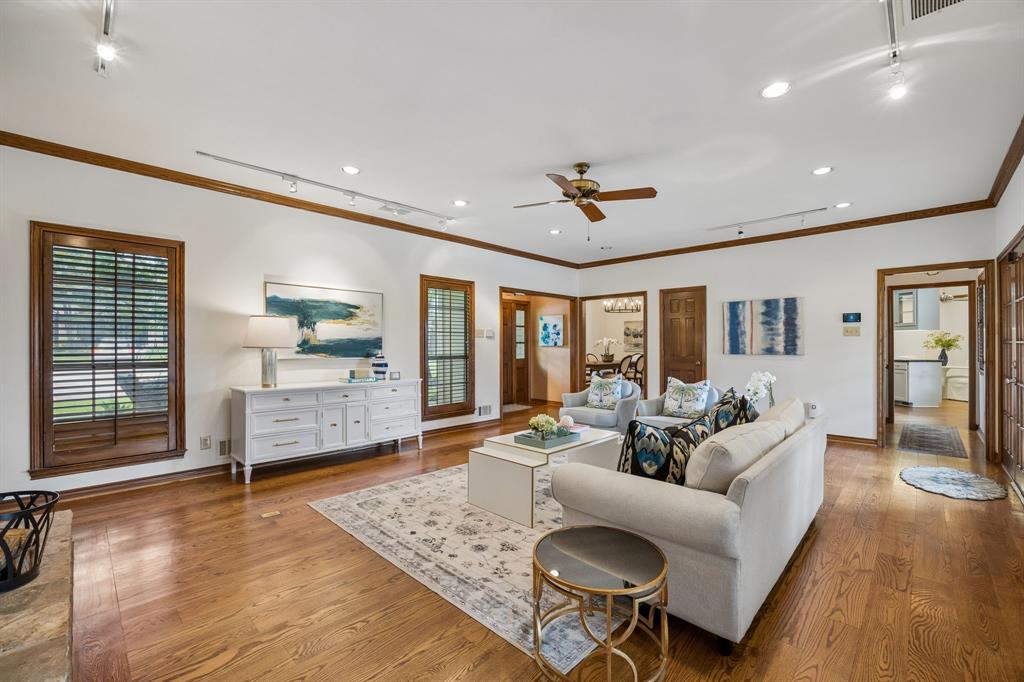 9624 Greensprint Dr, Dallas, TX 75238 photo