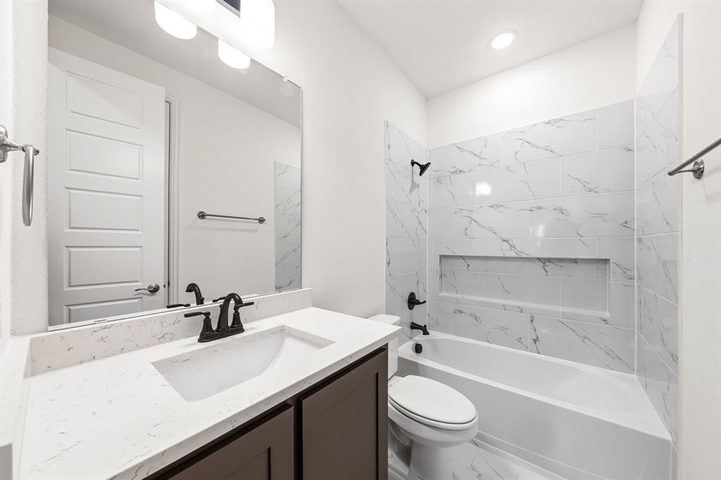 819 Beverly Dr, Grapevine, TX 76051 photo