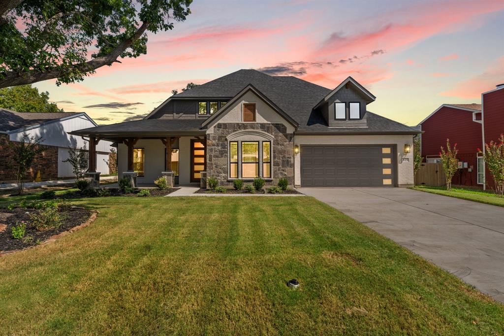 819 Beverly Dr, Grapevine, TX 76051