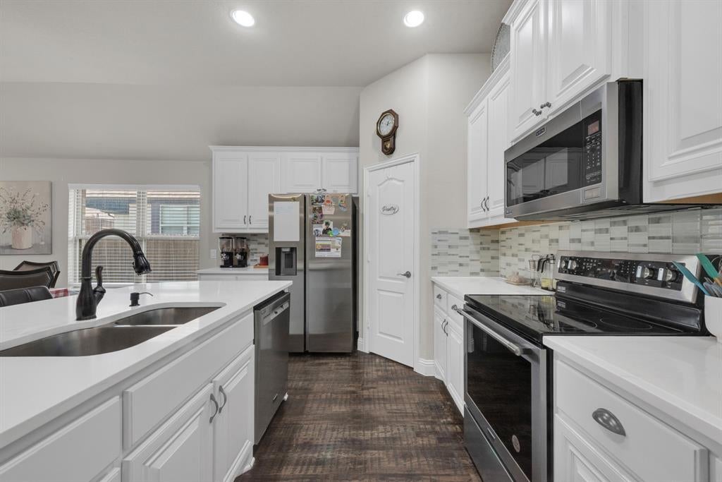 203 Nickolas Dr, Princeton, TX 75407 photo