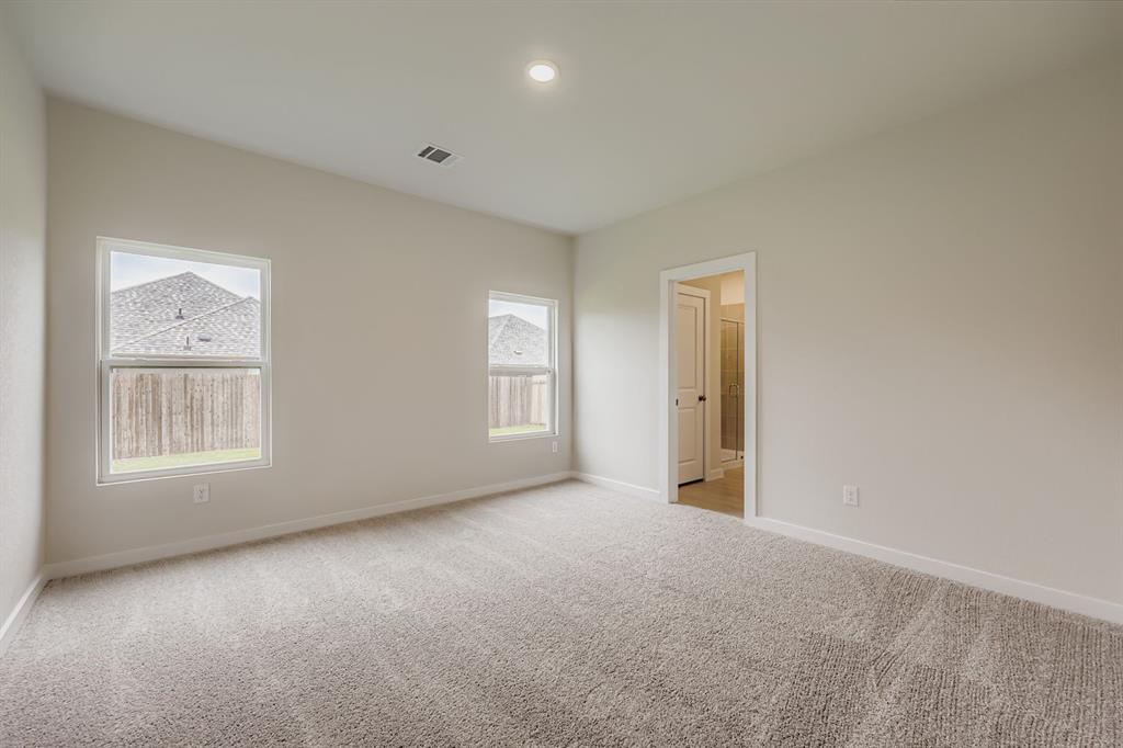 1009 Park Oak Ln, Crowley, TX 76036 photo