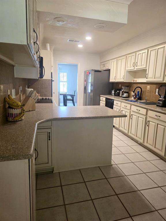 355 35 St, Paris, TX 75460 photo