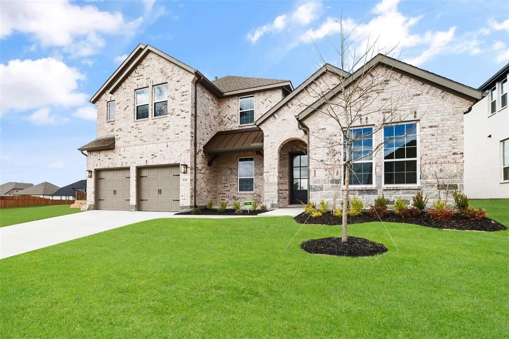 925 Cedar St, Lavon, TX 75166