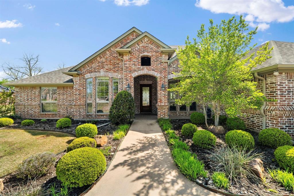 5609 Flagstick Dr, Granbury, TX 76049